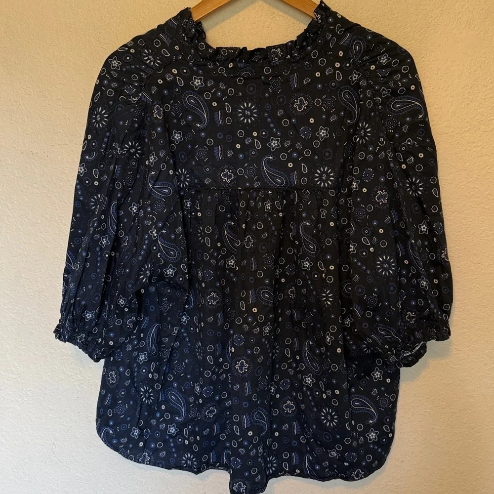 Perfect like new Xirena Cam paisley top large - Picture 10 of 10